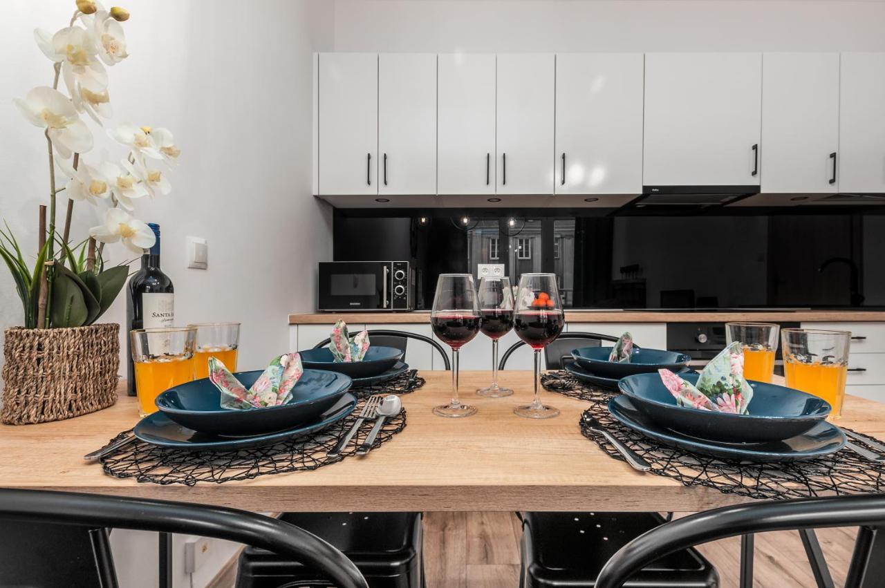 Apartments Madelaine Warsaw By Noclegi Renters Exterior photo