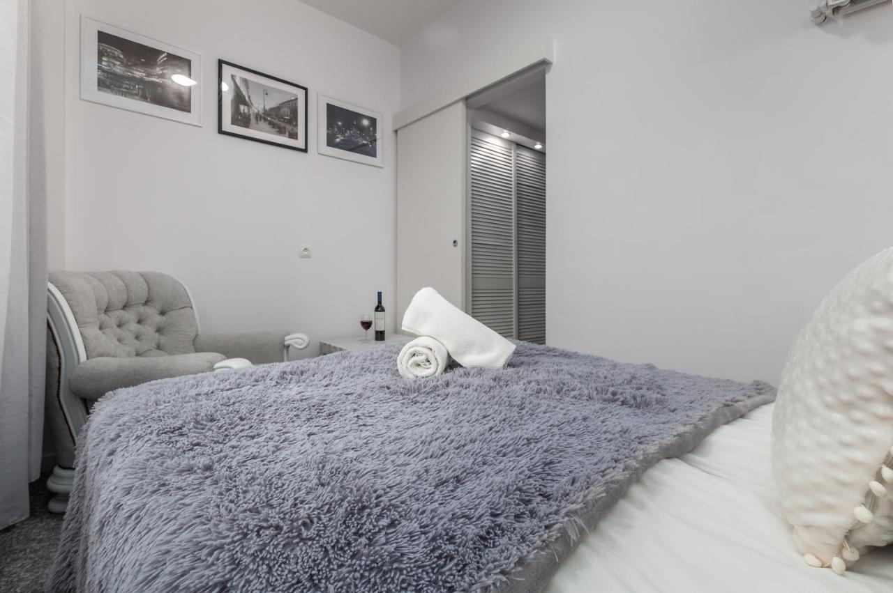 Apartments Madelaine Warsaw By Noclegi Renters Exterior photo