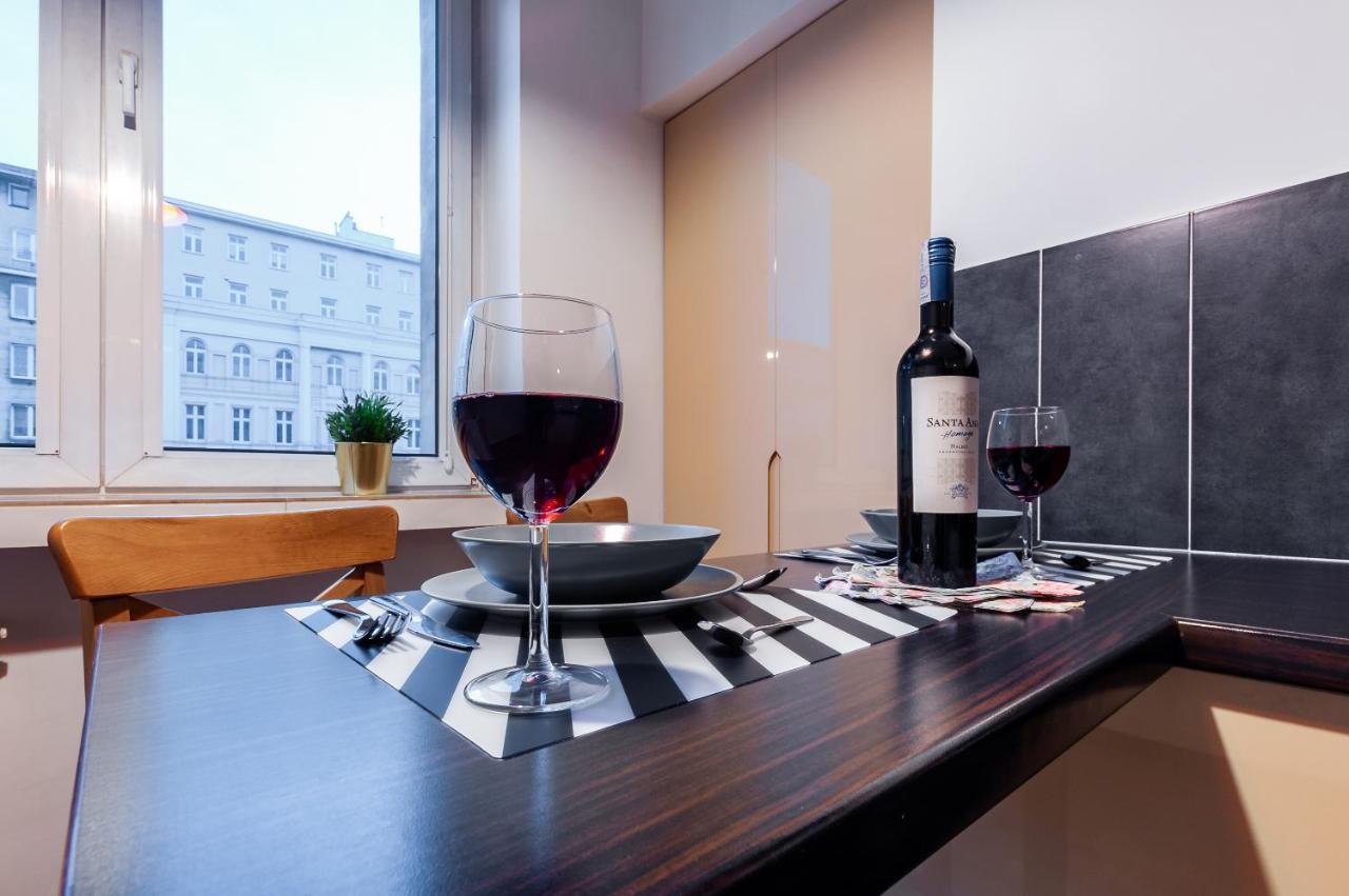 Apartments Madelaine Warsaw By Noclegi Renters Exterior photo